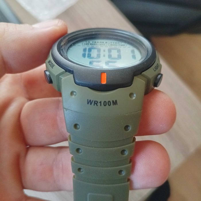 SKMEI 1560 Спортен дигитален ръчен часовник Водоустойчив 100м.