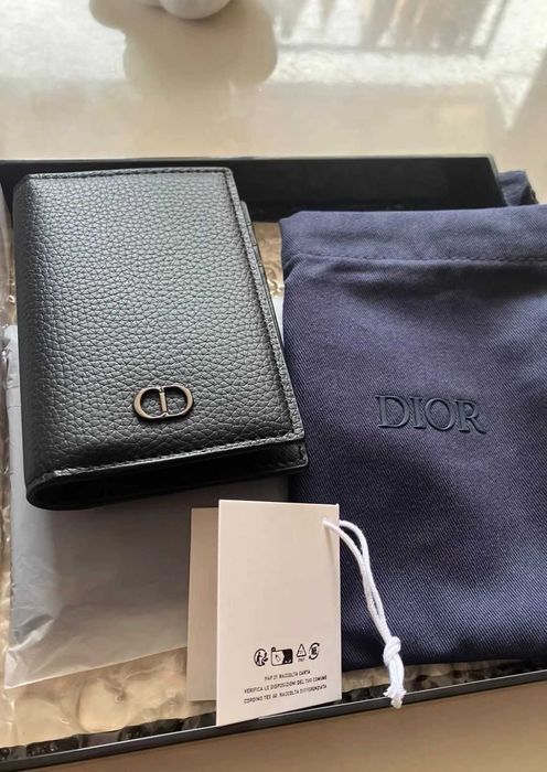 Carcasa /card Dior