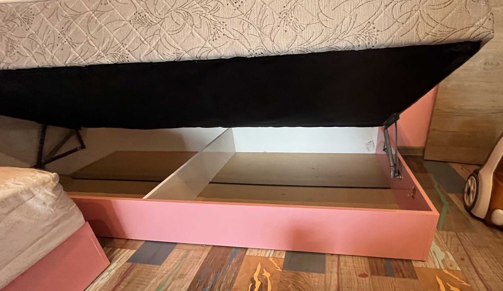 Детски леглa с матраци 200х90