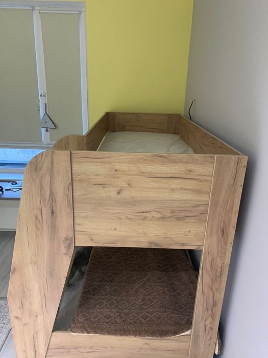 Двух ярусная кровать