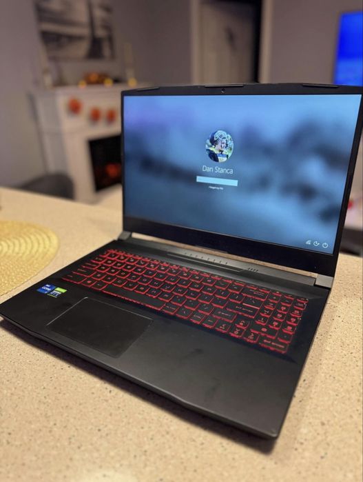 Laptop MSI Katana