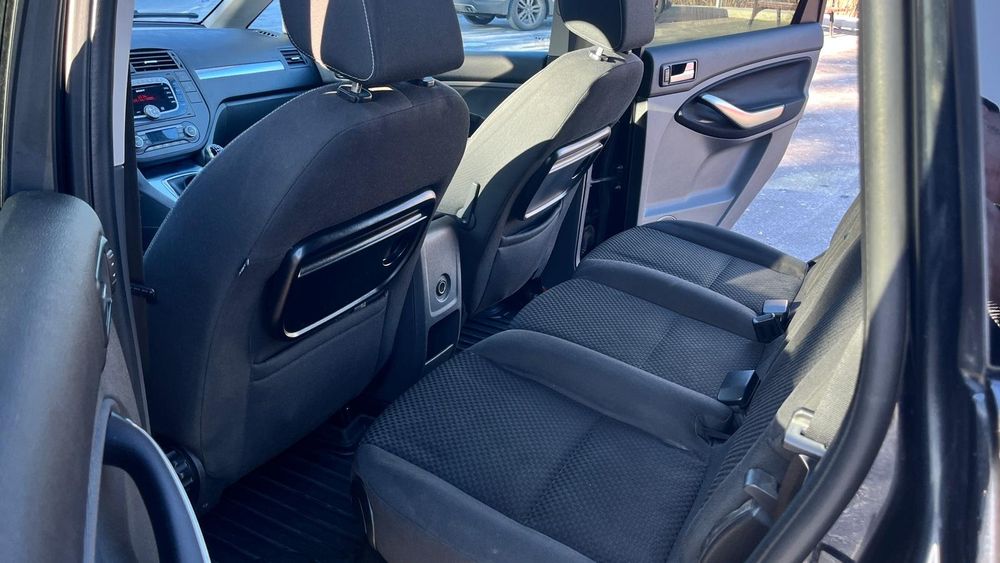 Vând Ford C-max 2008, 1.8 benzina, 125 CP