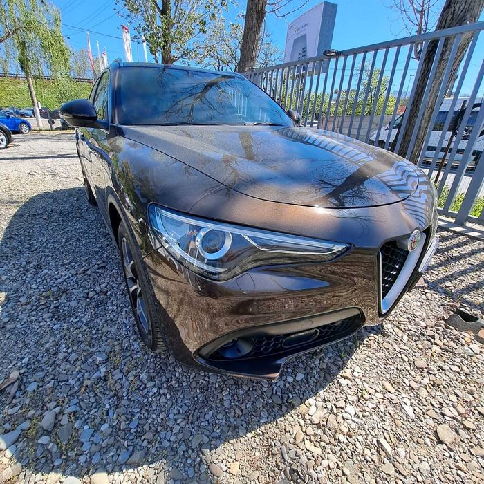 Alfa Romeo Stelvio 2019
