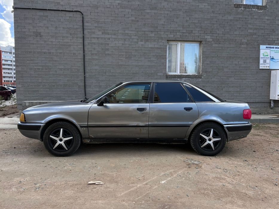 Продам Audi 80 1992 года