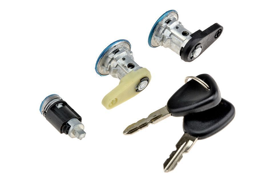 Set yale usa Dacia Logan 2004-Set 3 Buc., NTY EZC-RE-069