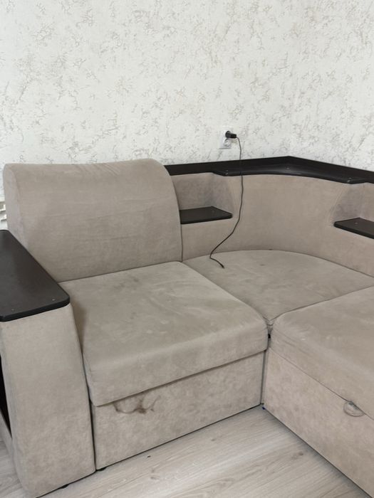 Диван для гостиной