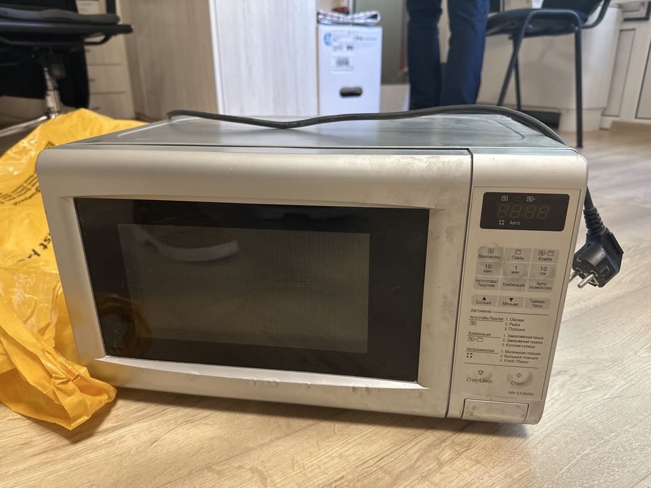 Микроволновка на запчасти