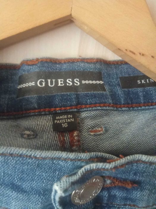 Дънки на guess топ модел