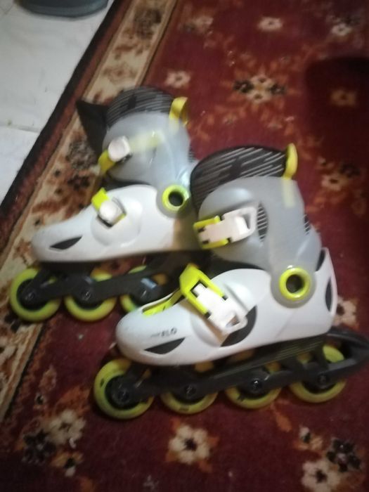 Vând role copii mărimea mărimea 34 35