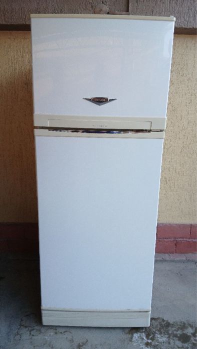 Продается холодильник