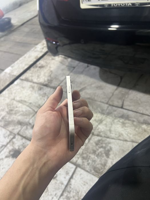 Айфон 12 мини с гарантий