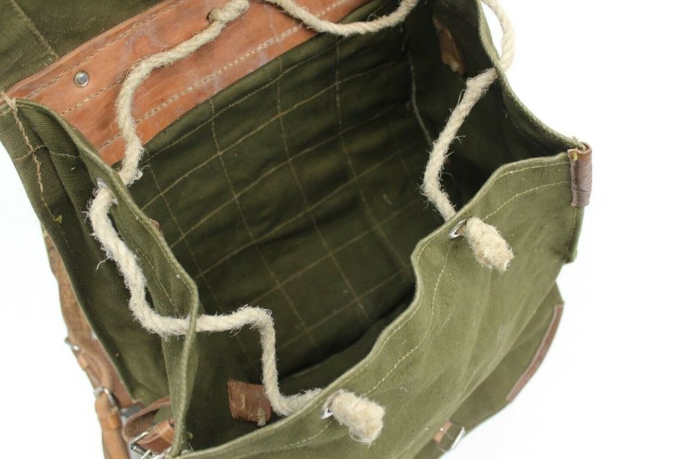 Раници от дебел брезент