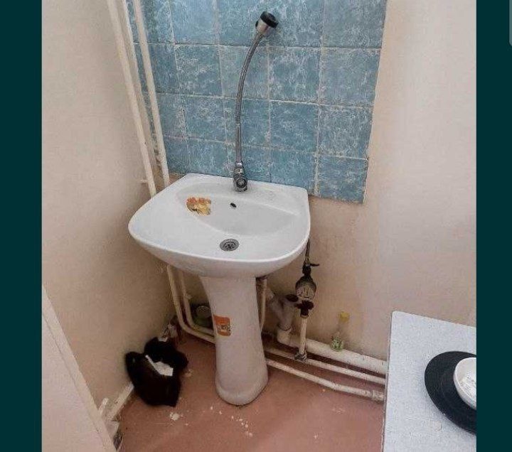 Buyuk ipak yoʻli metro bekati yaqinida joylashgan 1 xonali kvartira