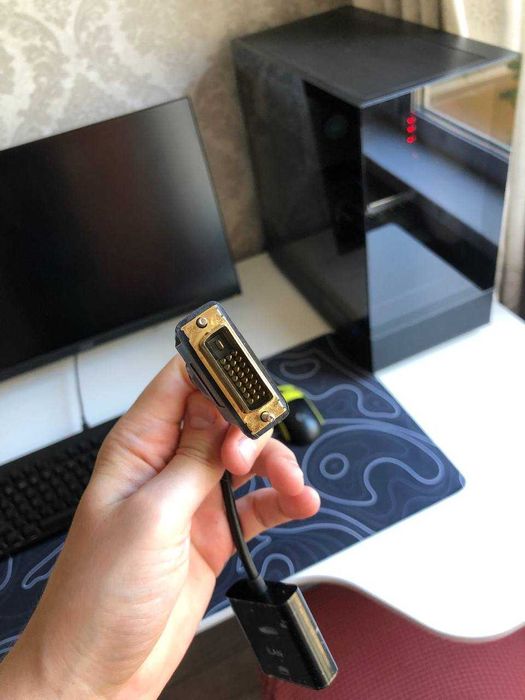 Кабеля: Ugreen Type-c - DisplayPort, USB Type-C 10 м, HDMI, VGA-DVI