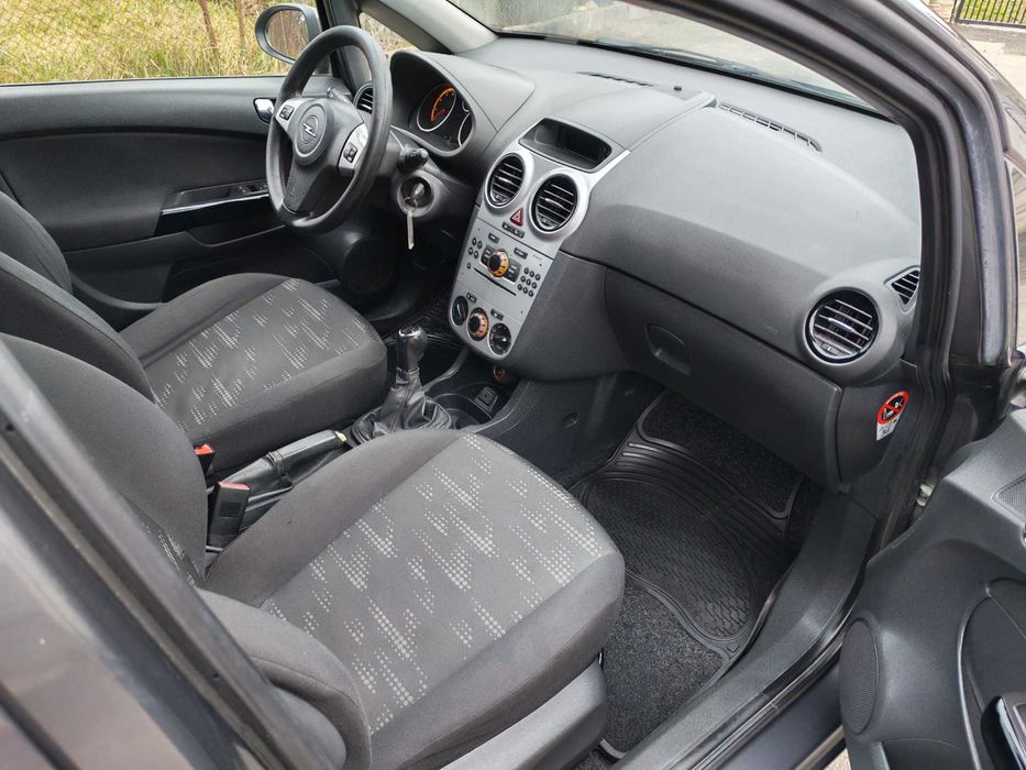 Opel Corsa D 1.2 Benzină, 80 CP, Climă, Euro 5, Import Germania