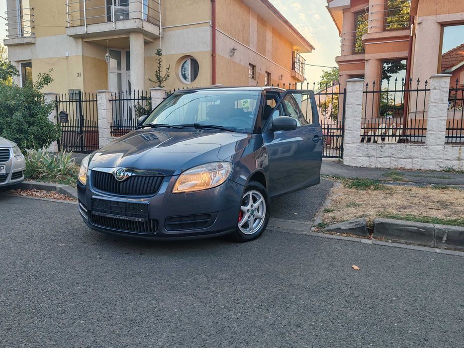 SKODA Fabia 2010 — imagine 2
