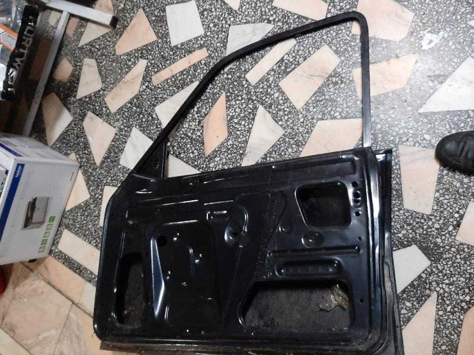 vind usa fata dreapta si usa fata stinga dacia 1310