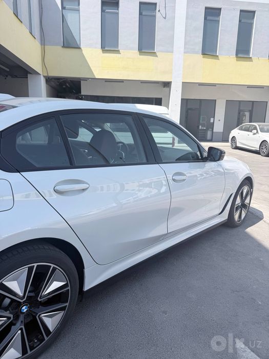 BMW I3 40L night sport 2024 yil