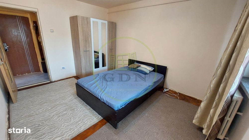 Apartament 3 camere, decomandat, Valea Rosie zona Spitalul Militar