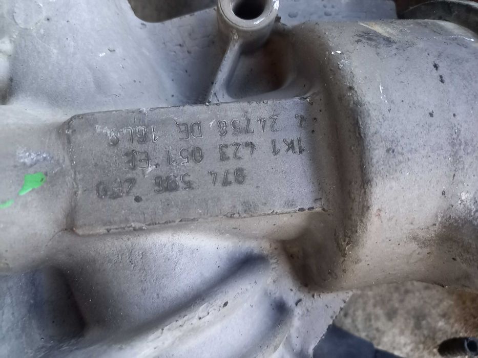 кормилна рейка  супърб октавия голф 6 туран пасат 6 Caddy Passat Jetta