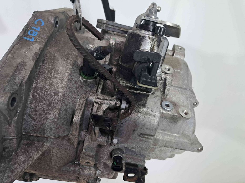 Cutie viteze manuala 6 trepte Opel Astra J Coupe GTC [Fabr 2009-2015]
