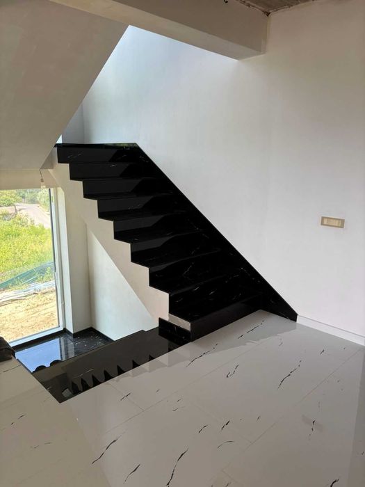 Meserias Gresie faianta 10 ani experienta, taiat la 45, modele, reparatii generale, renovare apartamente