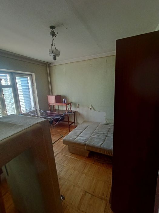 Продаётся квартира Чиланзар 20 квартал 2/3/4 кирпич 77 серия