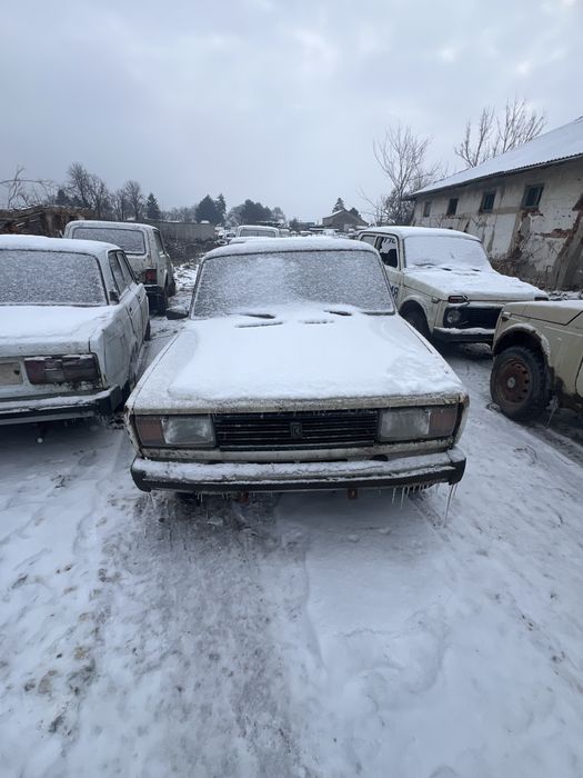 Лада 2105 НА ЧАСТИ