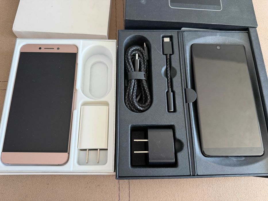 Essential Phone PH-1 и LeEco X620