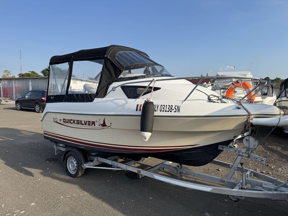 Barca cabinata QUICKSILVER 510 CABIN