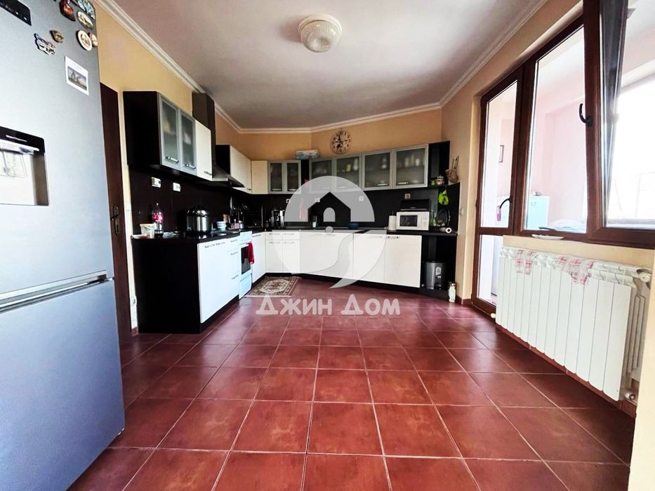 Продава се Къща в с. Лъка, Област Бургас - 170 кв.м за 1324 €/кв.м - Снимка #2