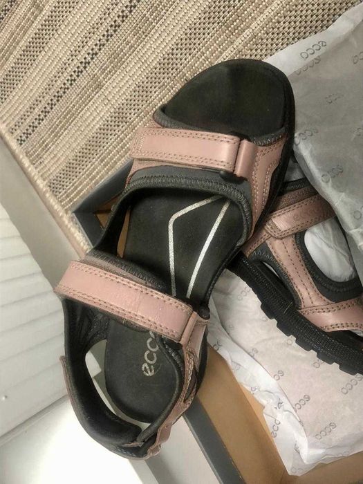 босоножки ЭККО (39)