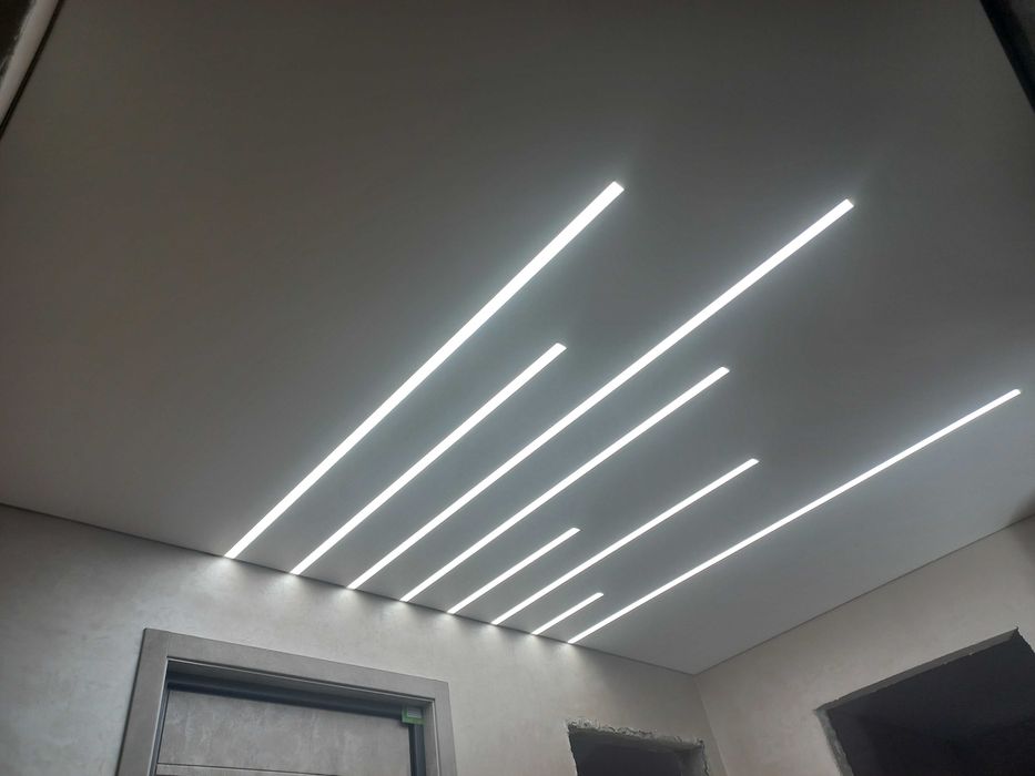 Натяжные потолки. Слив воды.