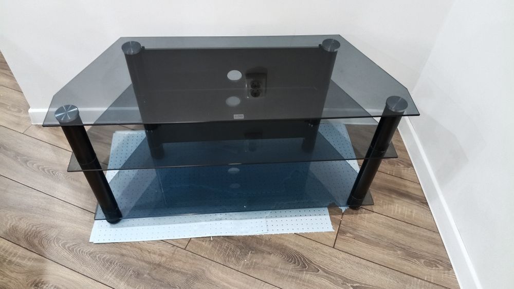 Тумба под телевизор