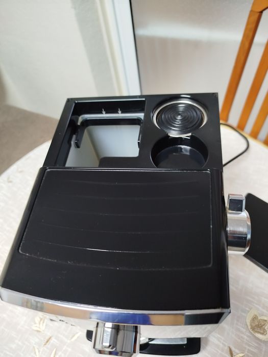 Продавам кафемашина