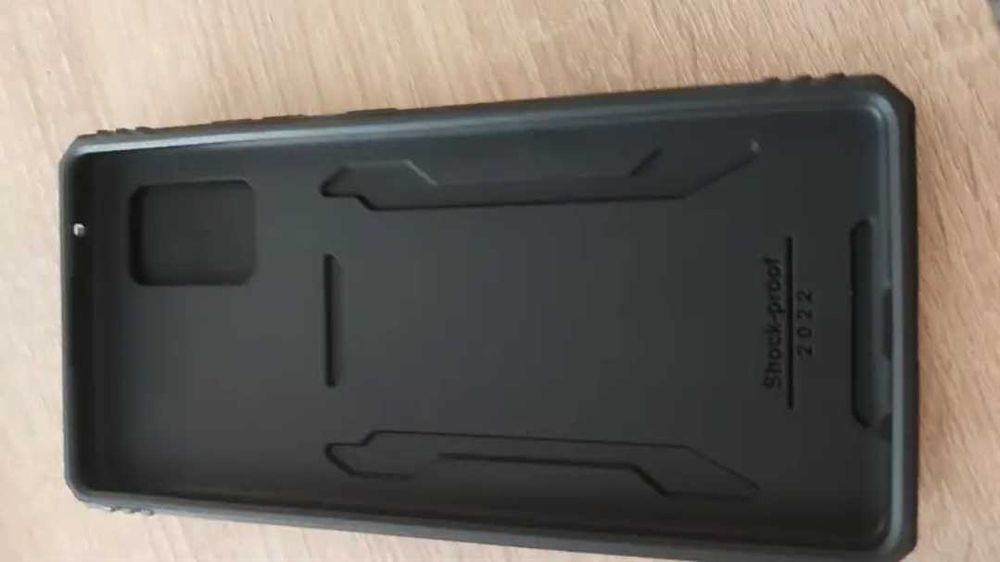 Продам чехол для Samsung A71