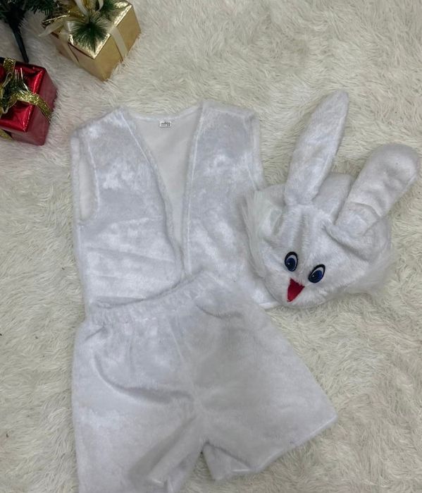 Костюм зайчика.
