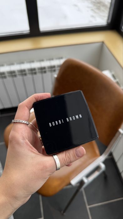 бронзер от bobbi brown оттенок Natural