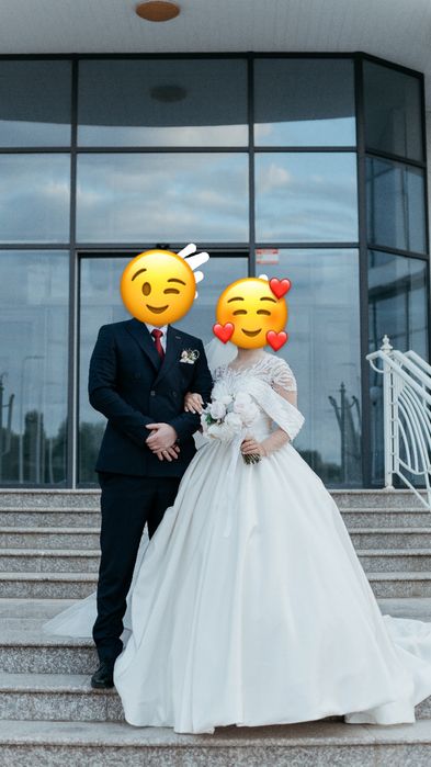 Продаю свадебные платья