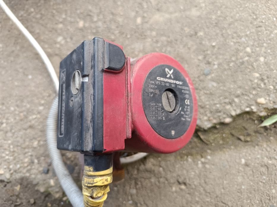 Pompa GrundFos UPS 32-80 180