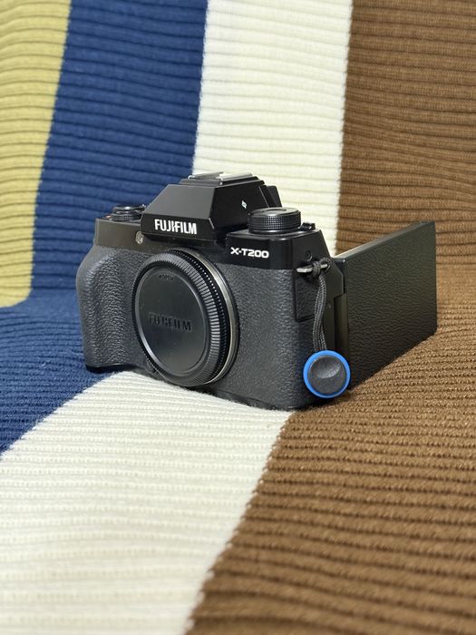 FujiFilm X-T200 Body + Lens Kit