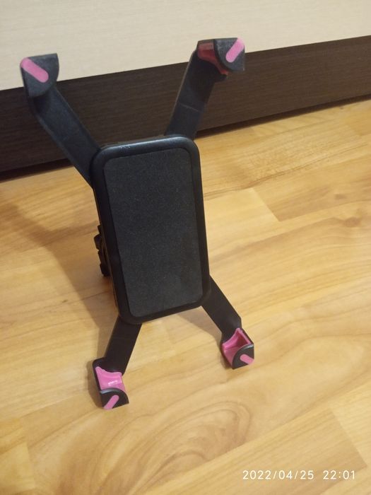 Держатель для телефона на руль