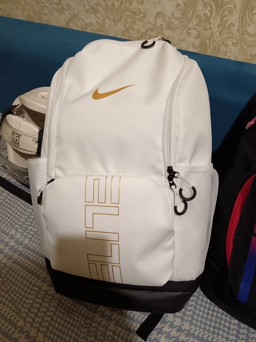 Сумки nike elite v2 и v3 модель, шлем, футы их эко кожи, шлем д