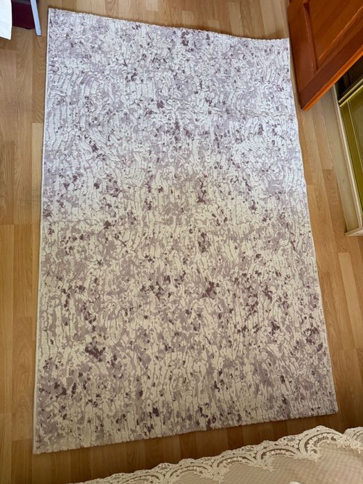 Продам ковер в хорошем состоянии