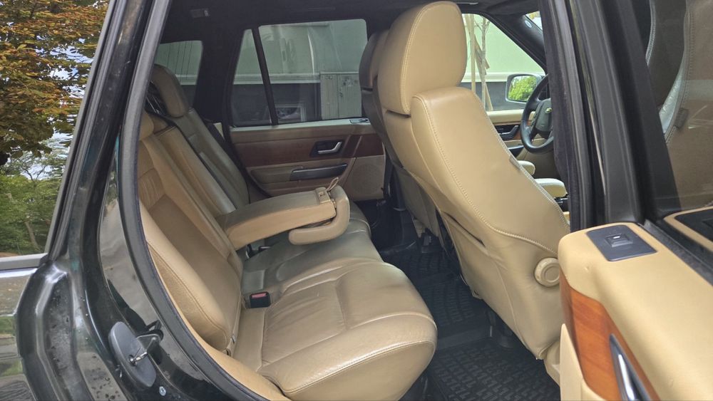 Джип Land Rover Range Rover Sport HSE