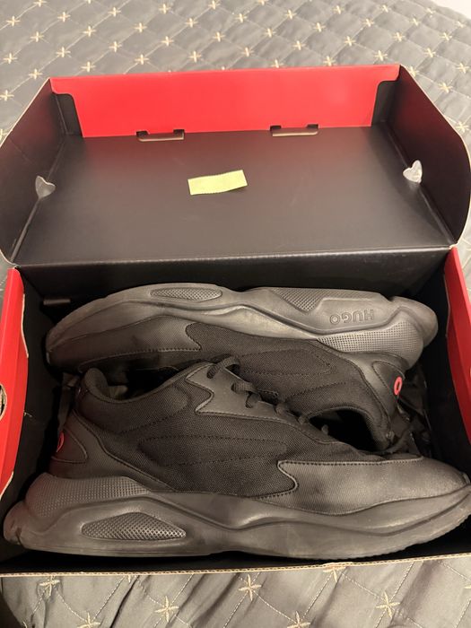 HUGO сникърси Leon