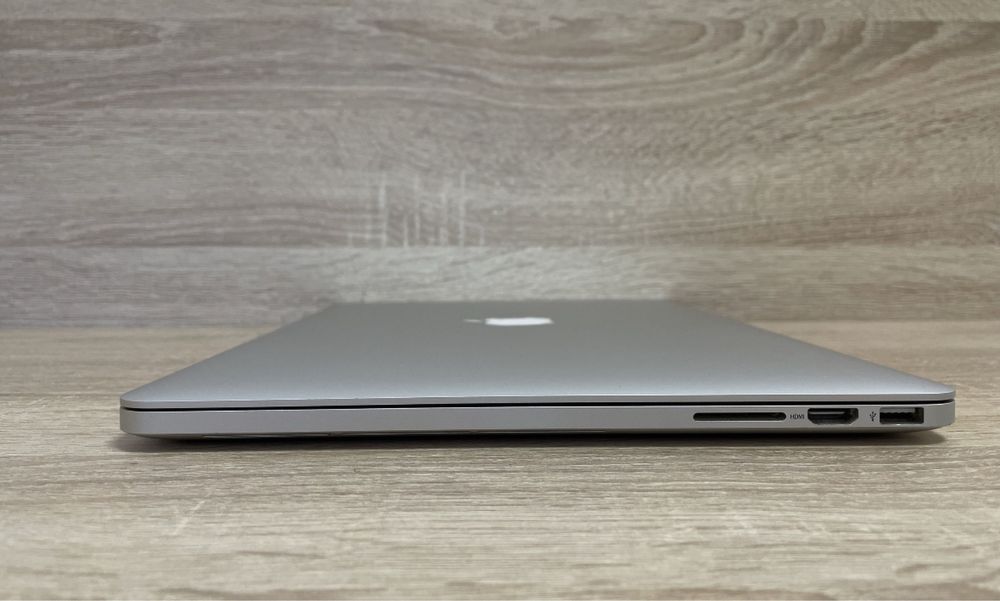 Vand MacBook Pro de 15,6 “ inch mid 2015