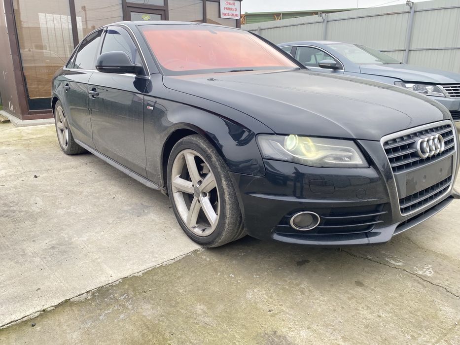Dezmembrez Audi A4 B8 2.0 TDI Caga