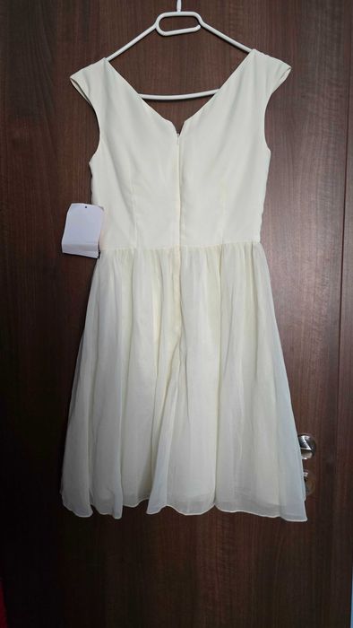 Бяла официална рокля Little Mistress - XS размер