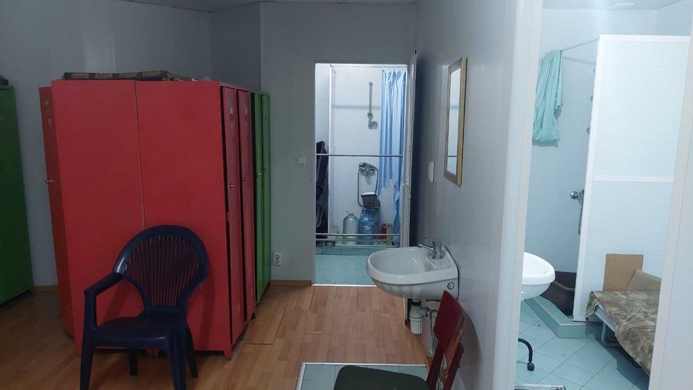 Дава се под наем Промишлена сграда в Карлово - 714 кв.м за 1850 € - Снимка #12